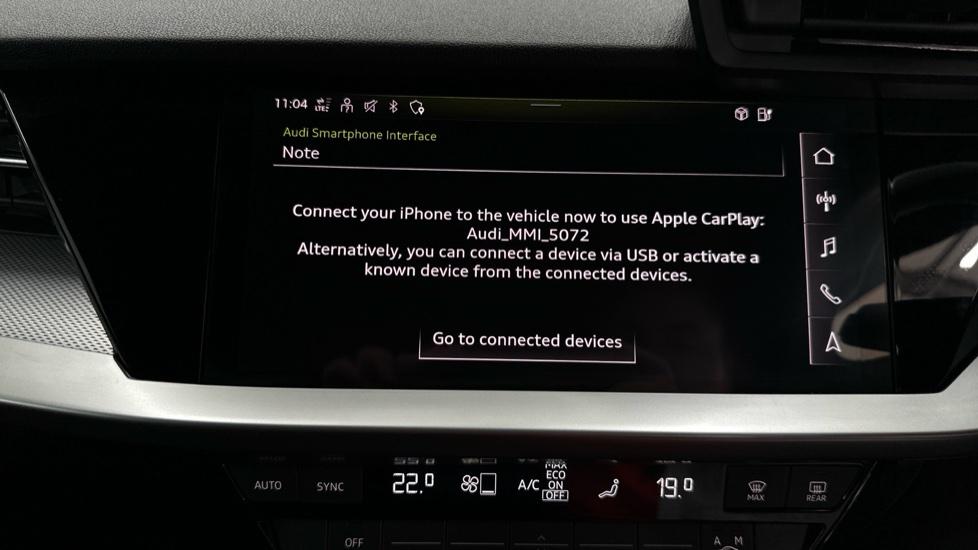 Apple Car Play & Android Auto