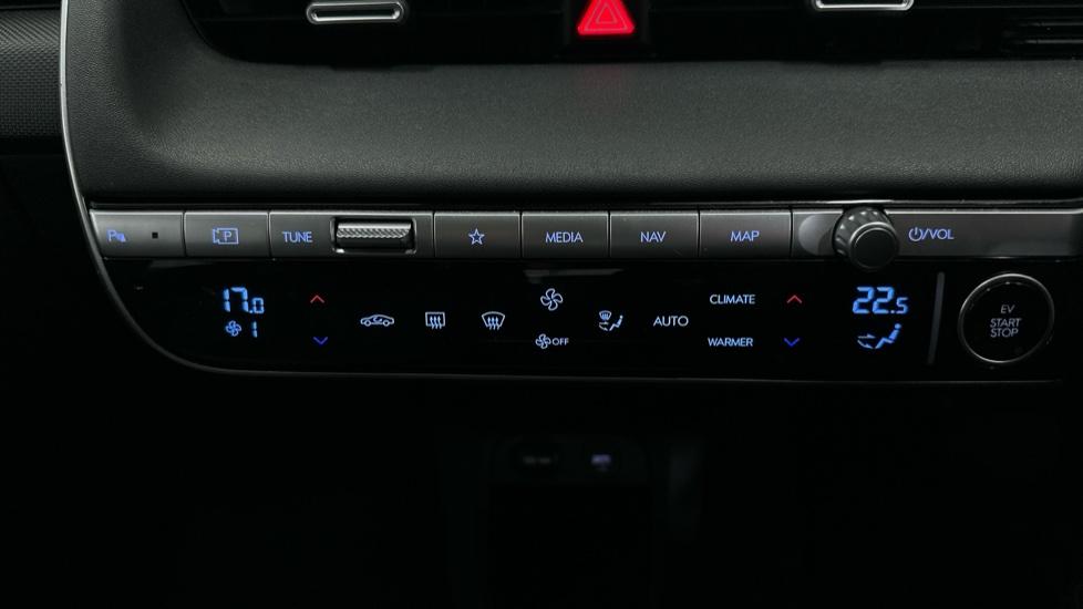 Air Conditioning / Dual Climate Control 