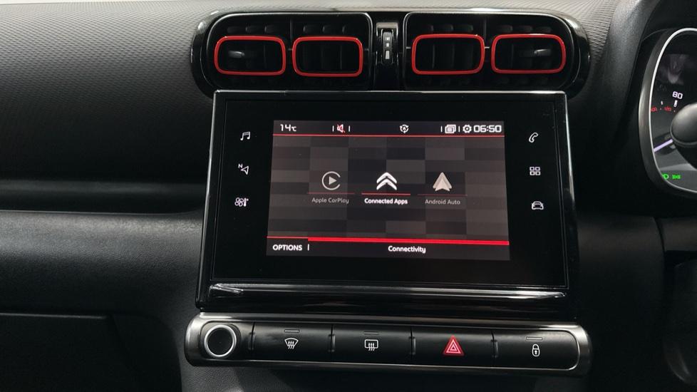 Apple Car Play & Android Auto