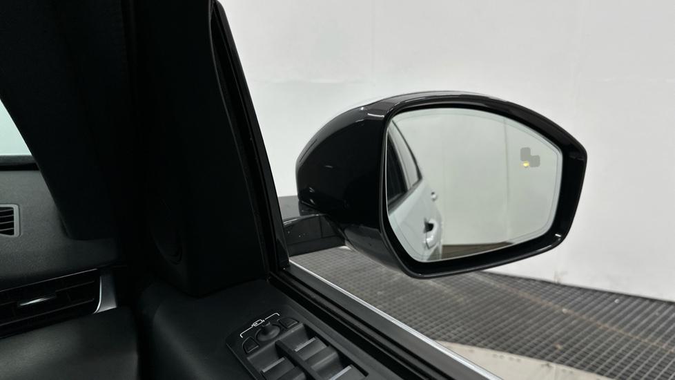 Blind Spot Monitoring System 