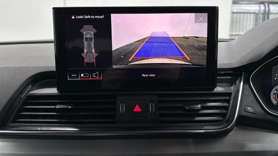 Rear View Camera /Park Pilot 