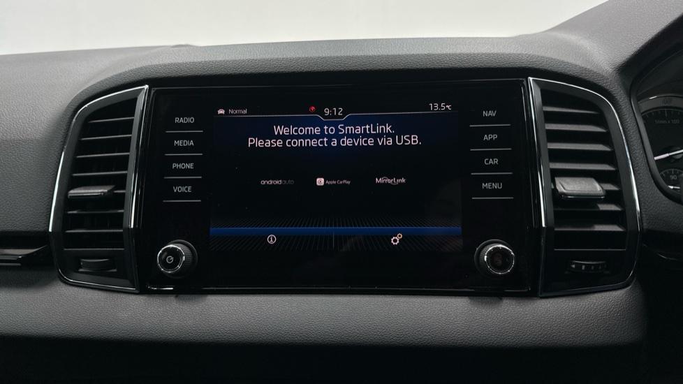 Apple Car Play & Android Auto