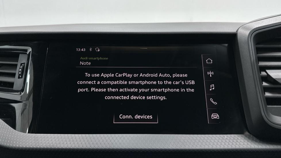 Apple Car Play & Android Auto