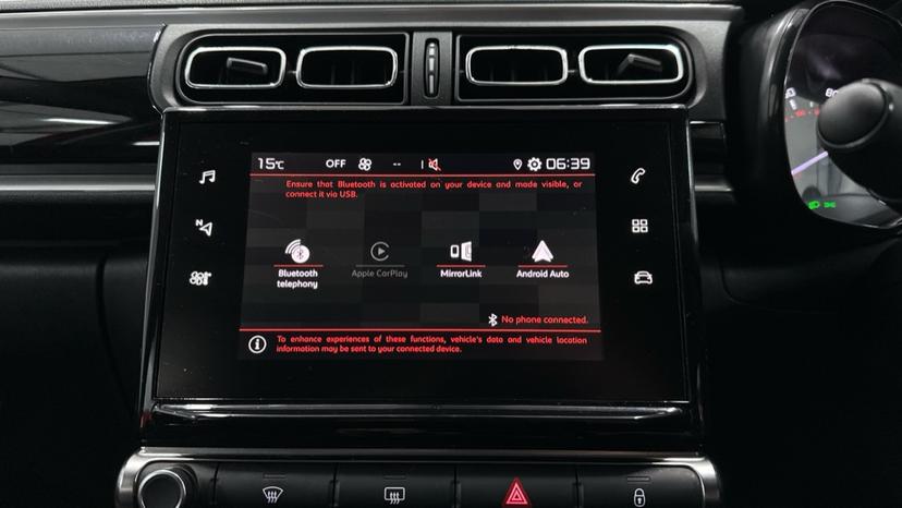 Bluetooth/ Apple CarPlay / Android Auto 