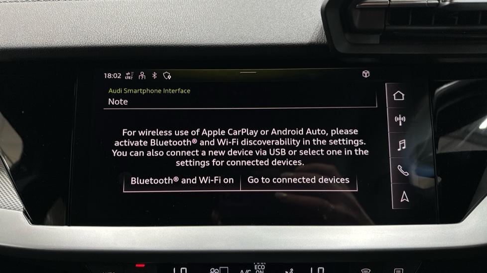 Apple Car Play & Android Auto