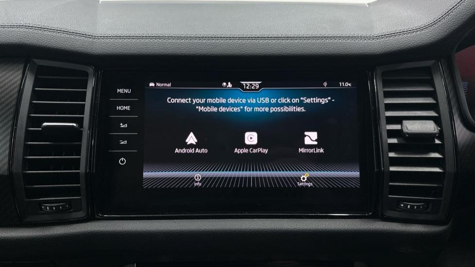 Apple Car Play & Android Auto