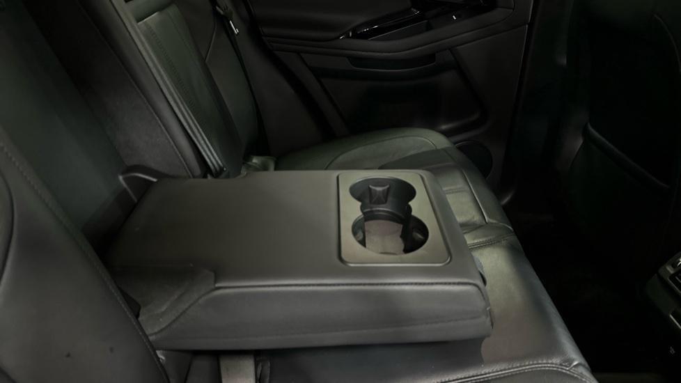 Rear Armrest/ Cup Holder