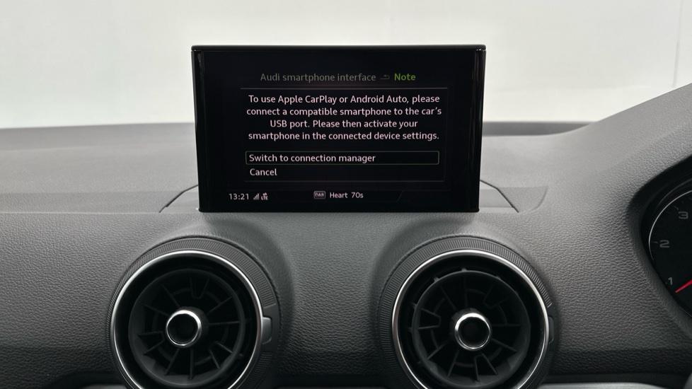 Apple Car Play & Android Auto