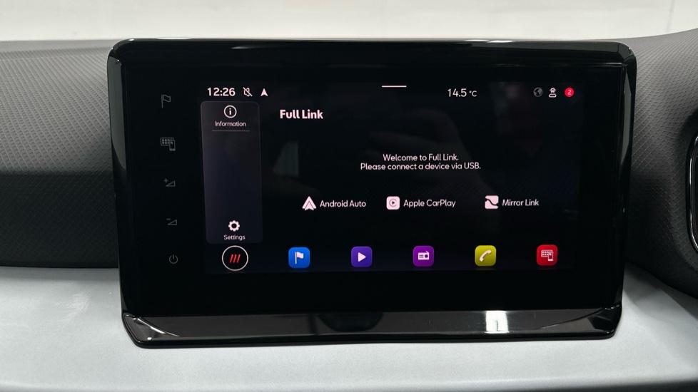 Apple Car Play & Android Auto