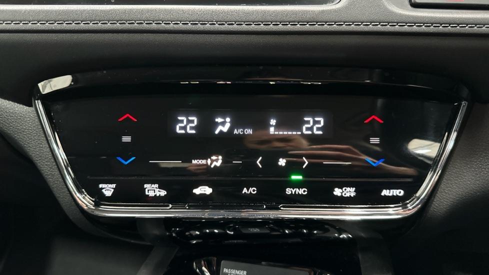 Air Conditioning /Dual Climate Control 