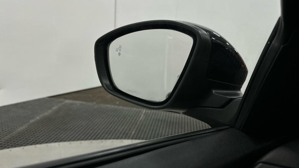 Blind Spot Monitoring System 