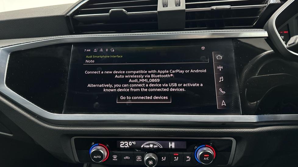 Apple Car Play & Android Auto