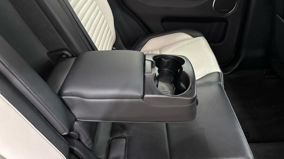 Rear Armrest/ Cup Holder