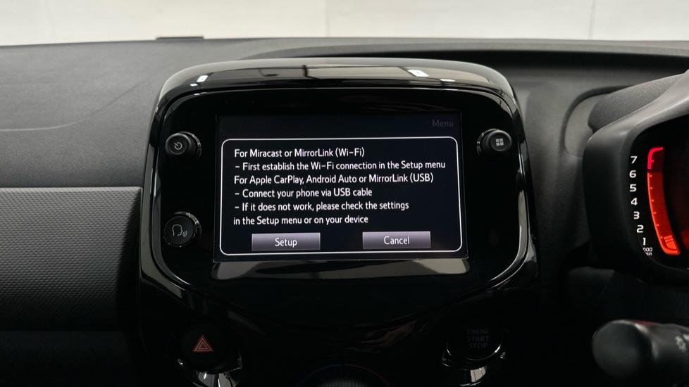 Apple Car Play & Android Auto