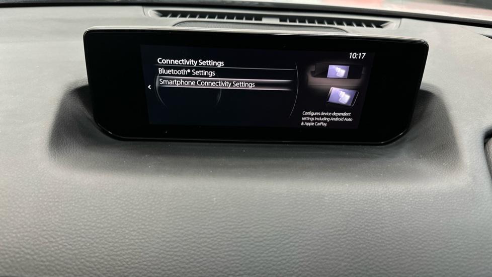 Apple Car Play & Android Auto