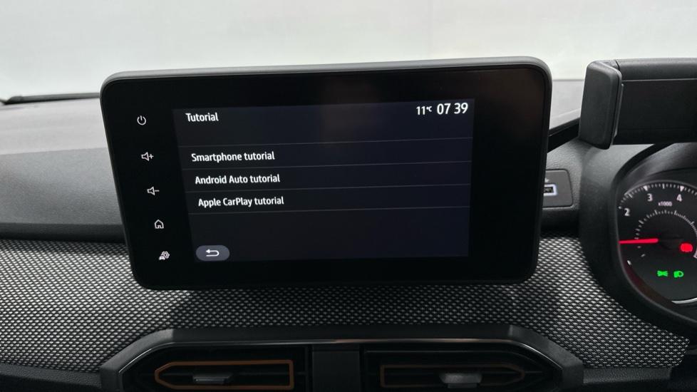 Apple Car Play & Android Auto