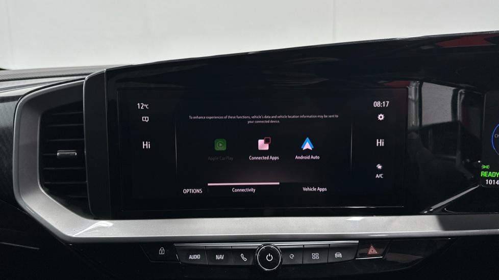 Apple Car Play & Android Auto