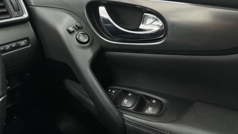 Electric Windows / Wing Mirrors 