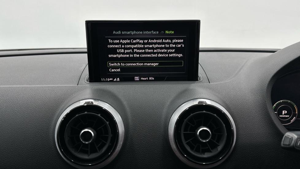 Apple Car Play & Android Auto