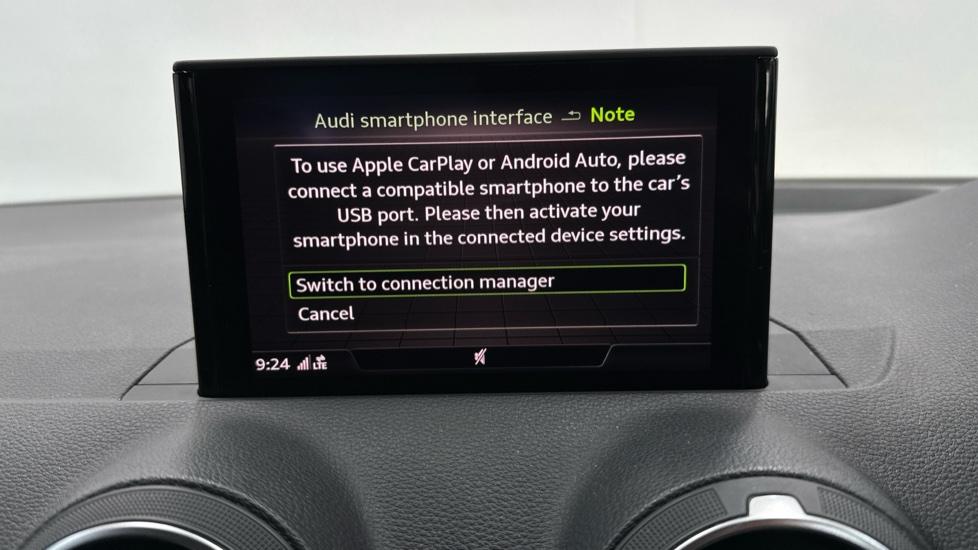 Apple Car Play & Android Auto