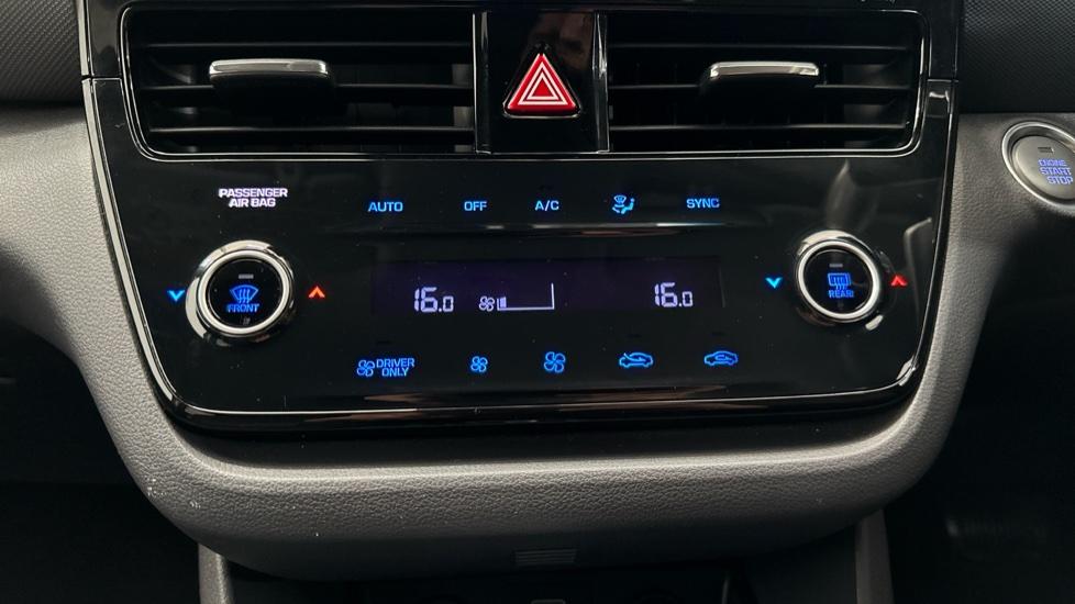 Air Conditioning /Dual Climate Control 