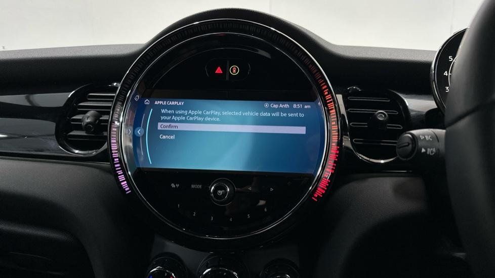 Apple Car Play & Android Auto