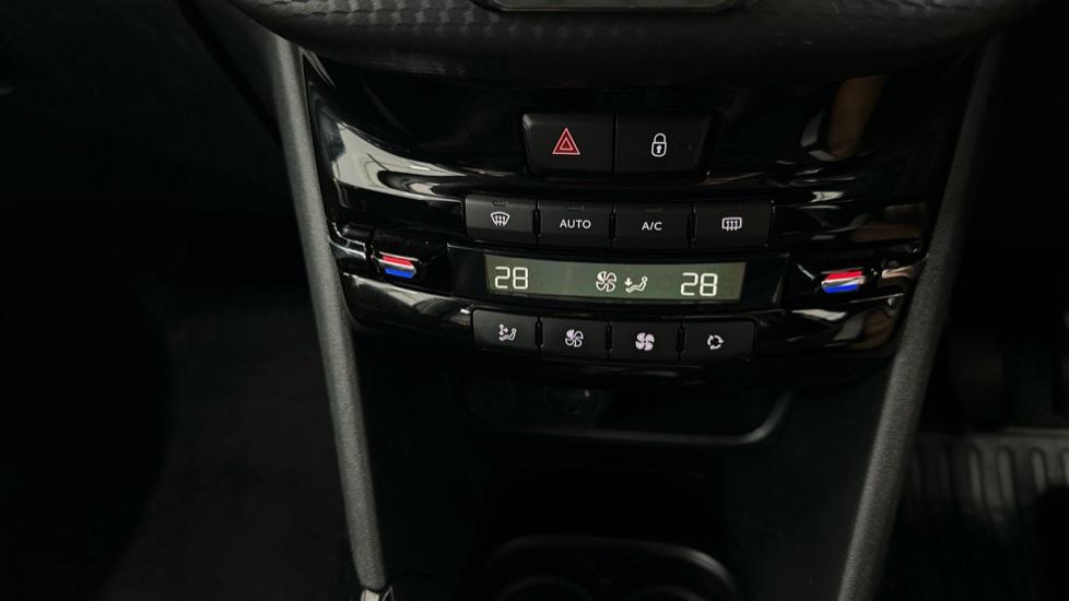 Air Conditioning /Dual Climate Control 