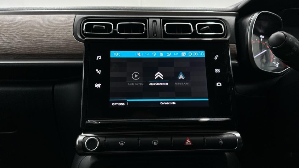 Apple Car Play & Android Auto