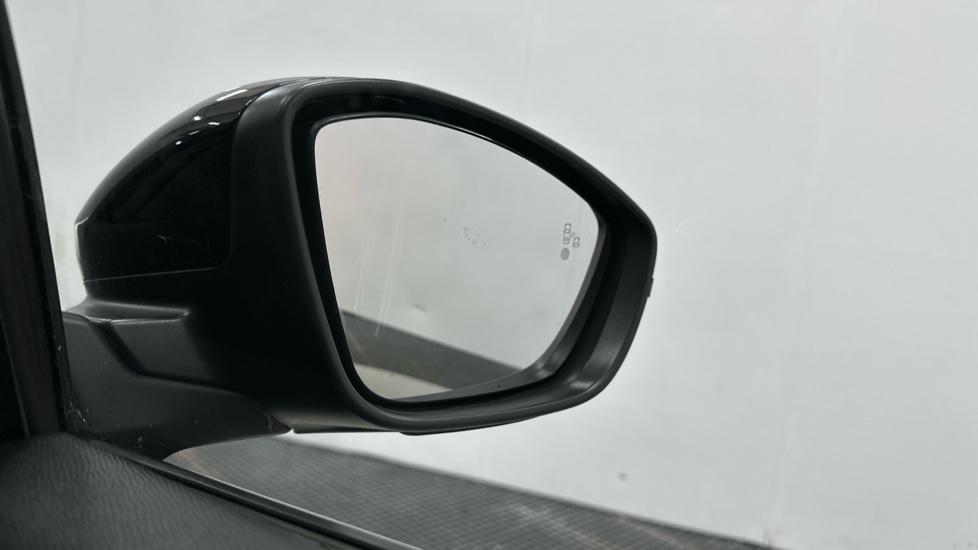 Blind Spot Monitoring System 