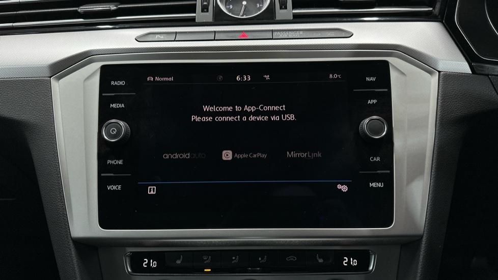 Apple Car Play & Android Auto