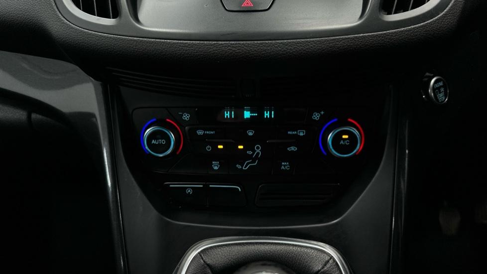 Air Conditioning /Dual Climate Control/Auto Stop Start  