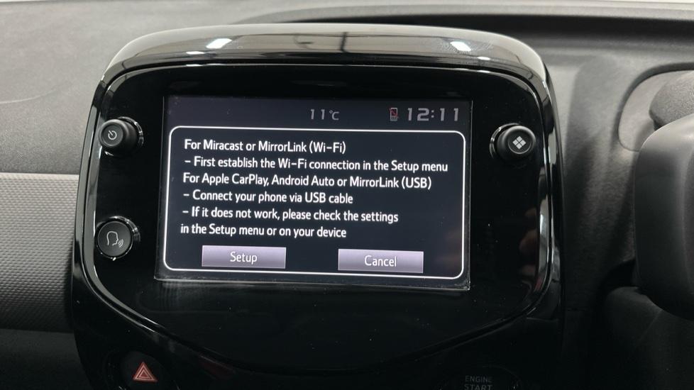 Apple Car Play & Android Auto