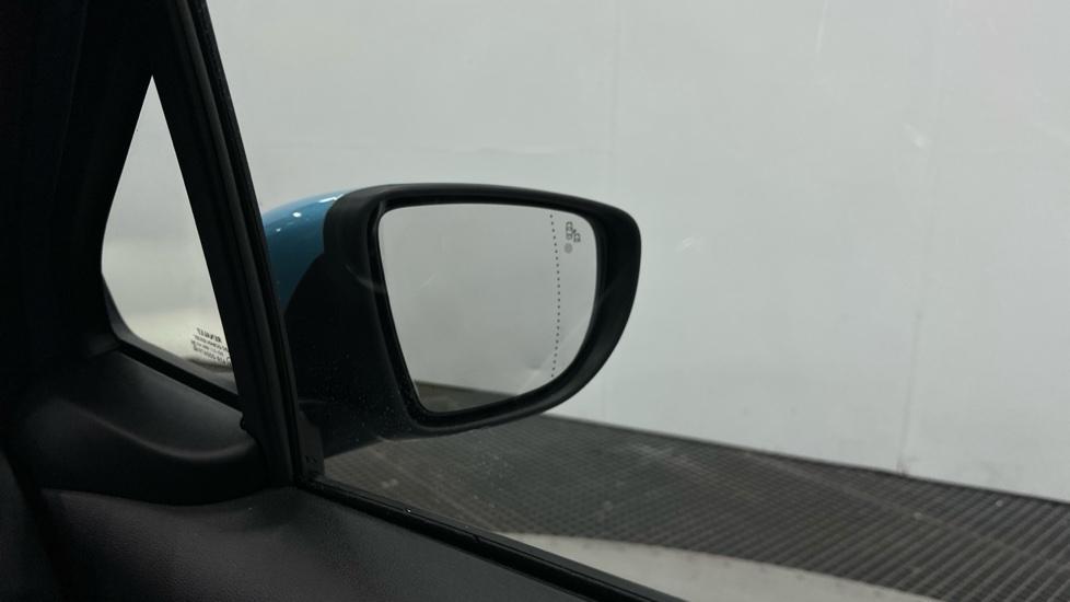 Blind Spot Monitoring System 