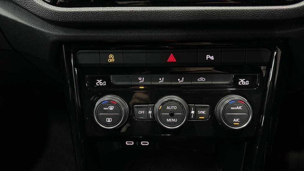 Air Conditioning /Dual Climate Control/Auto Stop Start 