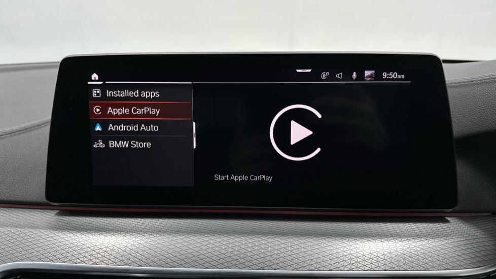 Apple Car Play & Android Auto