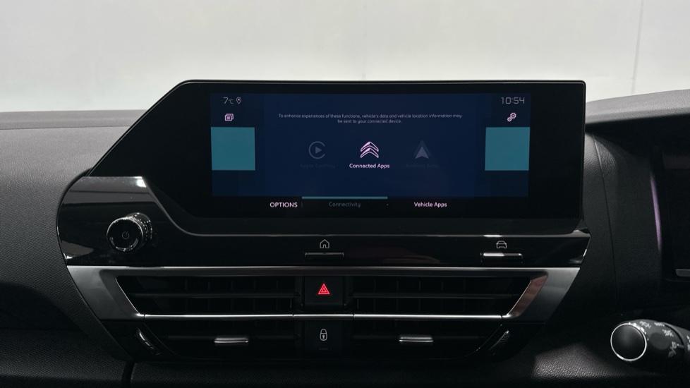 Apple Car Play & Android Auto