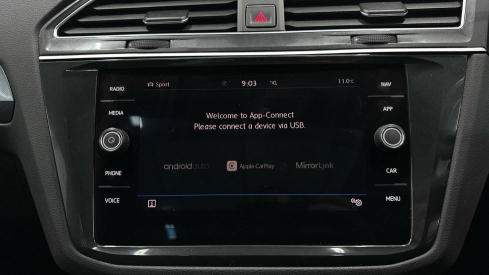 Apple Car Play & Android Auto