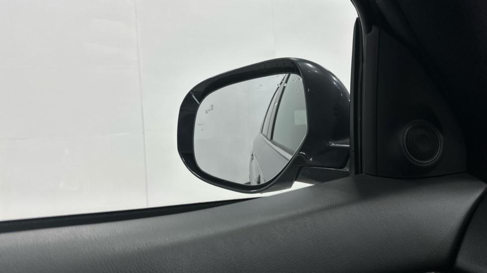 Blind Spot Monitoring System 