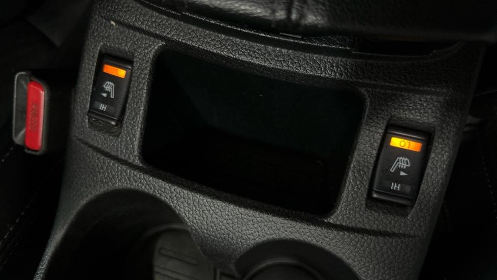 Heated Seats 