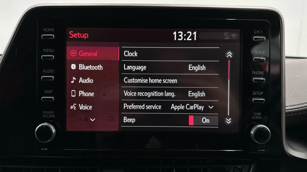 Apple CarPlay/Bluetooth