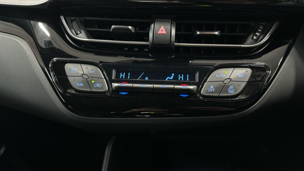 Air Conditioning /Dual Climate Control 