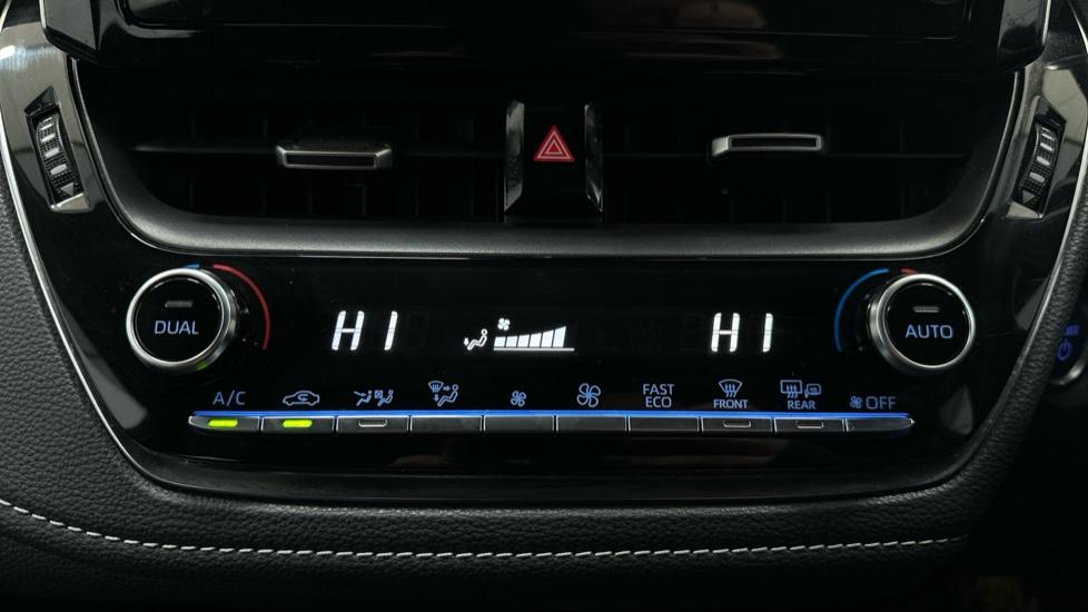 Air Conditioning /Dual Climate Control 