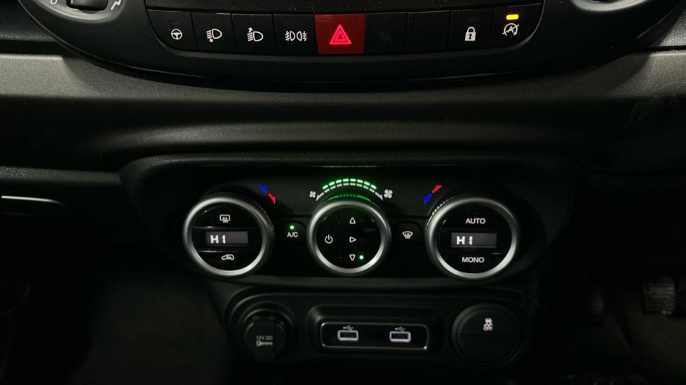 Air Conditioning /Dual Climate Control/Auto Stop Start 