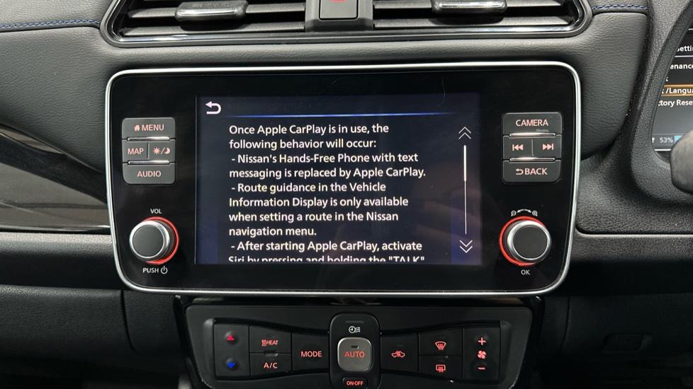 Apple Car Play & Android Auto