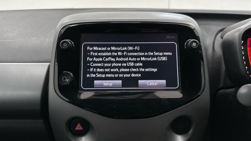 Apple Car Play & Android Auto