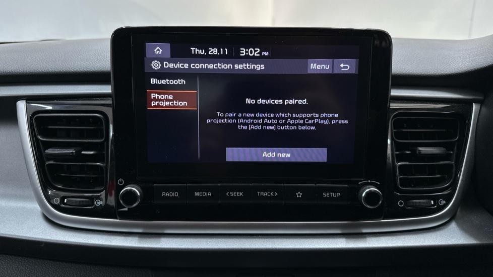 Apple Car Play & Android Auto