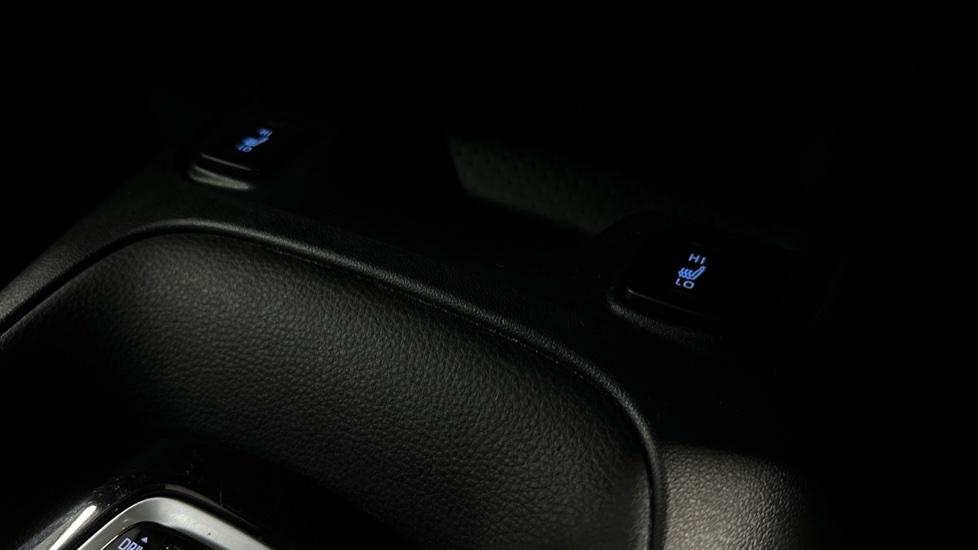 Heated Seats 