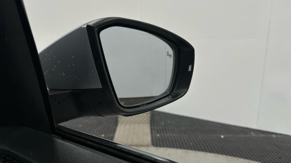 Blind Spot Monitoring System 