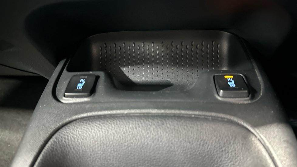 Heated Seats 