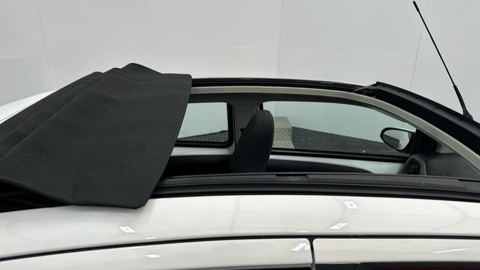 Convertible Roof 